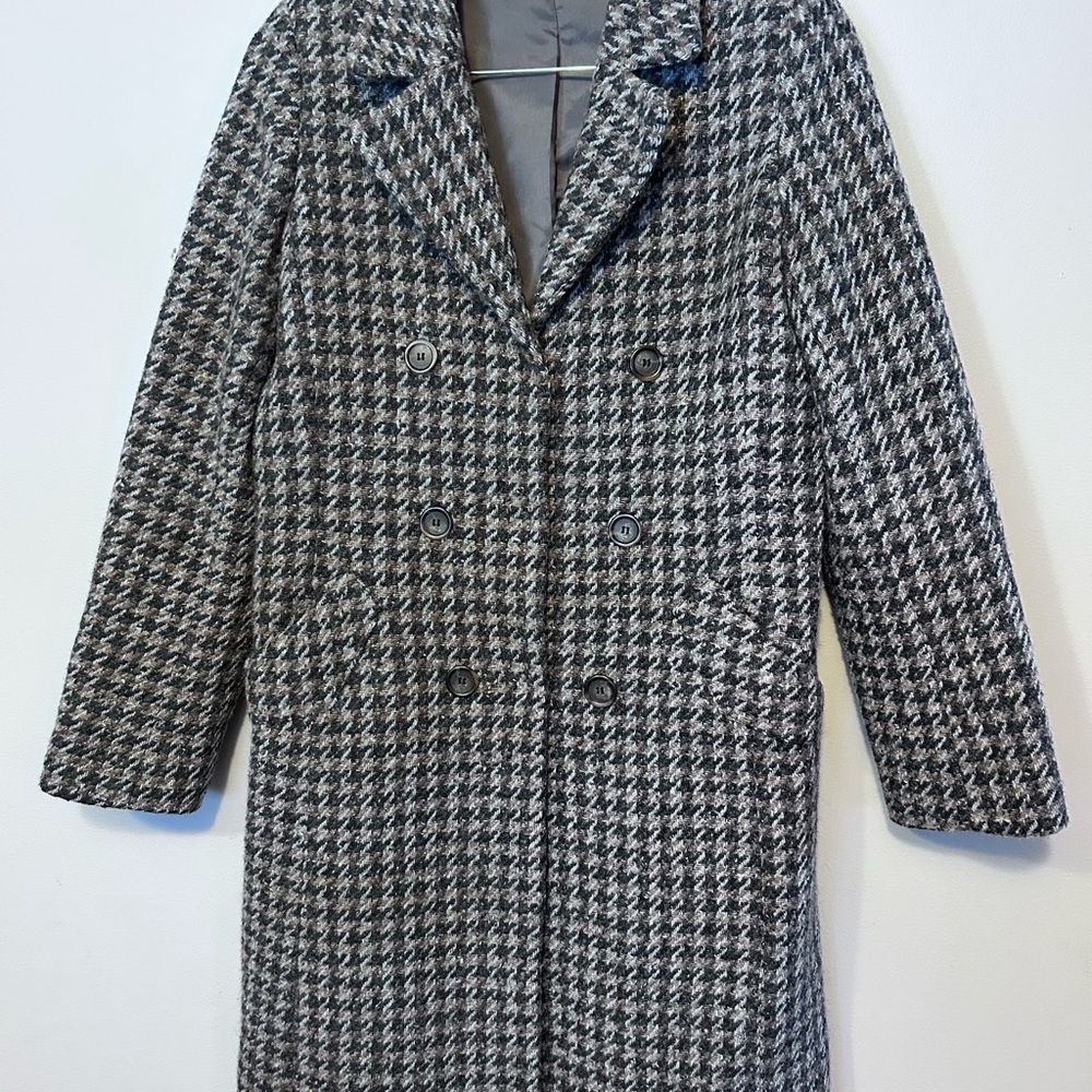 Laura Clement coat for sell